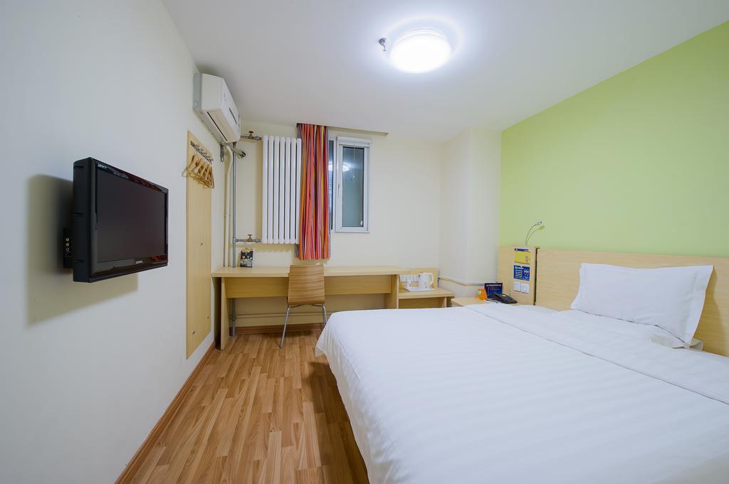 7Days Inn Foshan Qiandeng Lake Nangui Road Subway Station Exterior foto